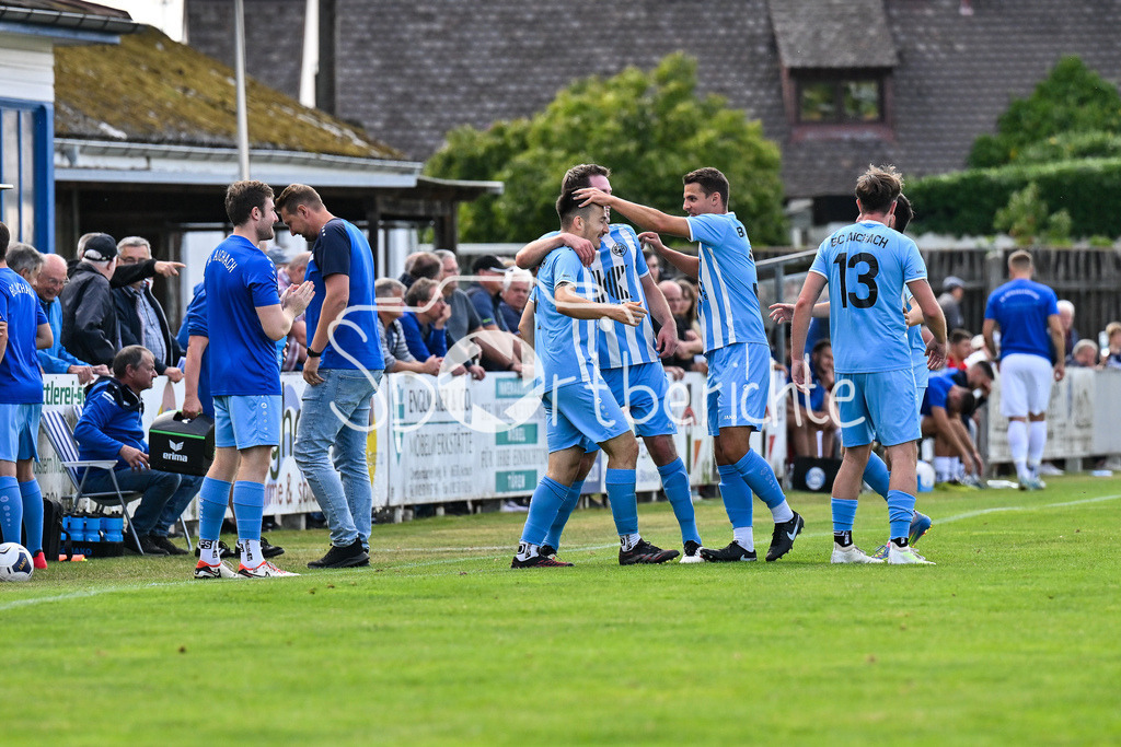 BC Aichach - SC Griesbeckerzell | Jubel nach 1-0 Aichach 9 / Markus WEHREN