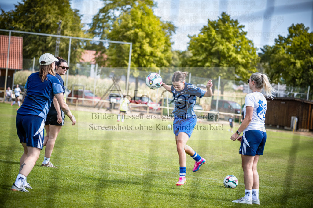 SG Bohmte/Ostercappeln/Schwagstorf - SV Harderberg - Frauen Bezirkpokal | Frauen Bezirkpokal · 1. Damen - 1. Damen · Sportplatz - Realisiert mit Pictrs.com