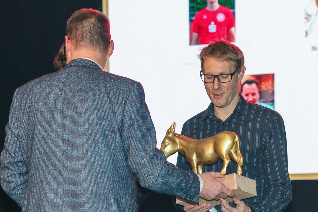 top-top.de250214-232 | Die 3. Weseler SportNacht, die große Sportgala mit Ehrungen der Weseler Sportler des Jahres 2024 findet am Freitag, den 14.02.2025 im Festzelt an der Rheinpromenade statt.Foto: Erwin Pottgiesser