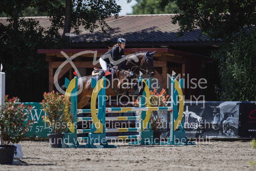 230610_Mühlen_A-Spr2-788 | Deine schönsten Turniermomente als professionelle Fotos! Entdecke hochwertige Pferdesport-Fotografie im Online-Shop. Jetzt Fotos finden & bestellen!