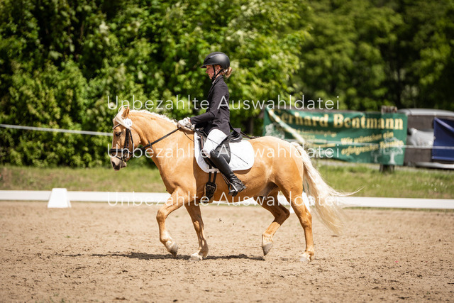 Bad_Meinberg_05055 | saradresslerfotografie - Realisiert mit Pictrs.com
