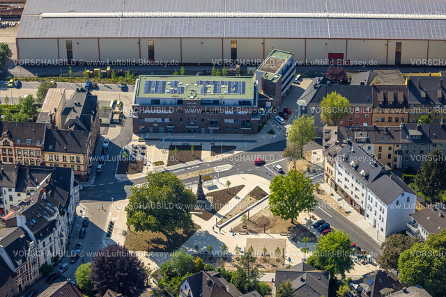 Witten240506910 | Luftbild, Karl-Marx-Platz Neugestaltung, Germania Denkmal Entwurf von Architekt Heinrich Klutmann, Neubau Mehrgenerationenhaus im Wohngebiet Breite Straße, Witten, Ruhrgebiet, Nordrhein-Westfalen, Deutschland