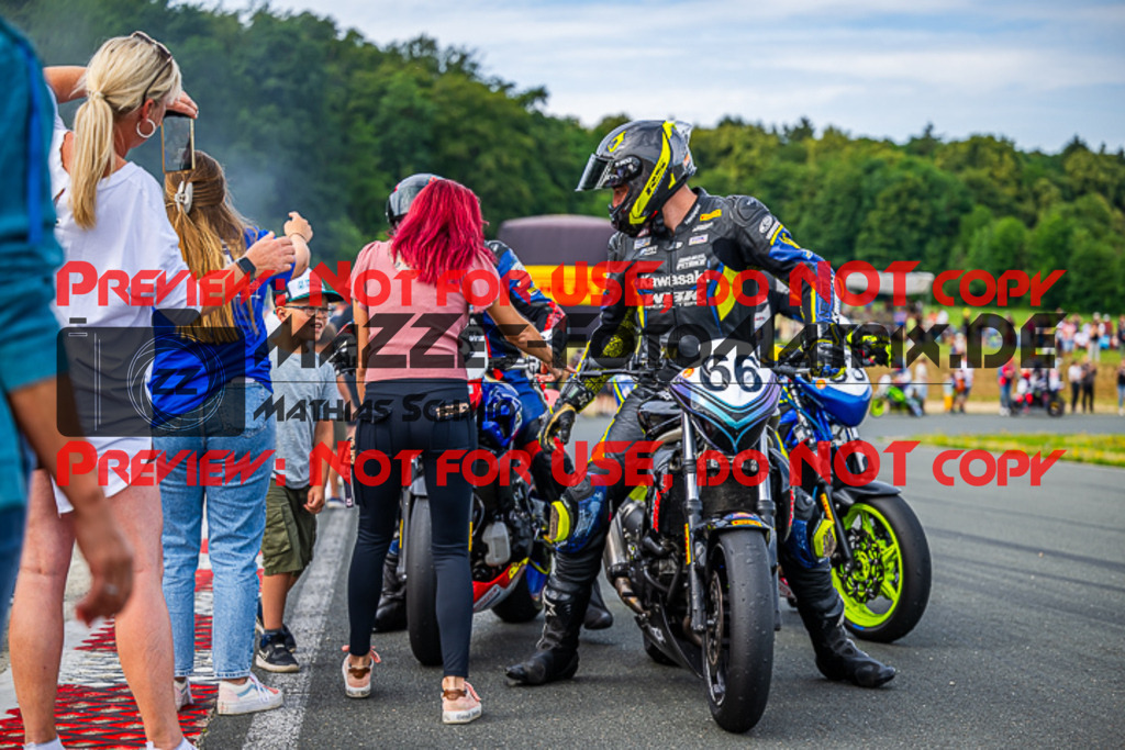 MaZZes_Fotomatrix_20230723_6021986_6078 | TWIN CUP