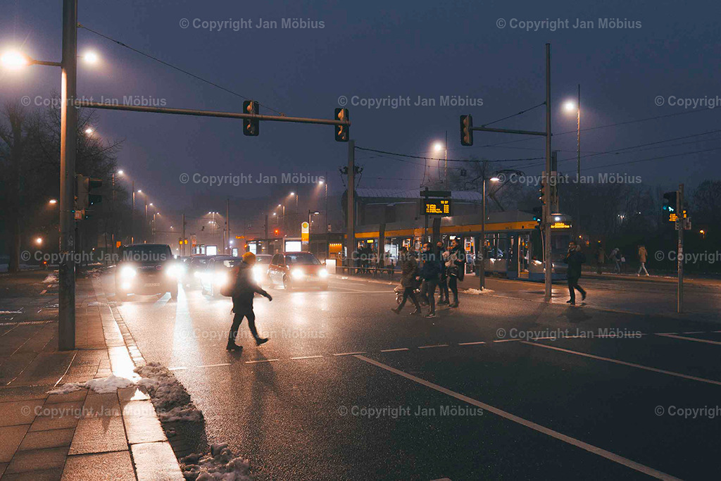 _M5D4358 | Leipzig Wandbilder Drucke Prints Leinwand Stadtmotive Leipzig Fotosdruck Kunstdrucke Bilder Leipzig Stadtansichten Acrylglasbilder Leipzig Wanddeko Fine Art Prints Wandbilder Büro Leipzig Bilder Praxis Zuhause Bilderdruck Poster Posterlounge Kunstdrucke - Realisiert mit Pictrs.com