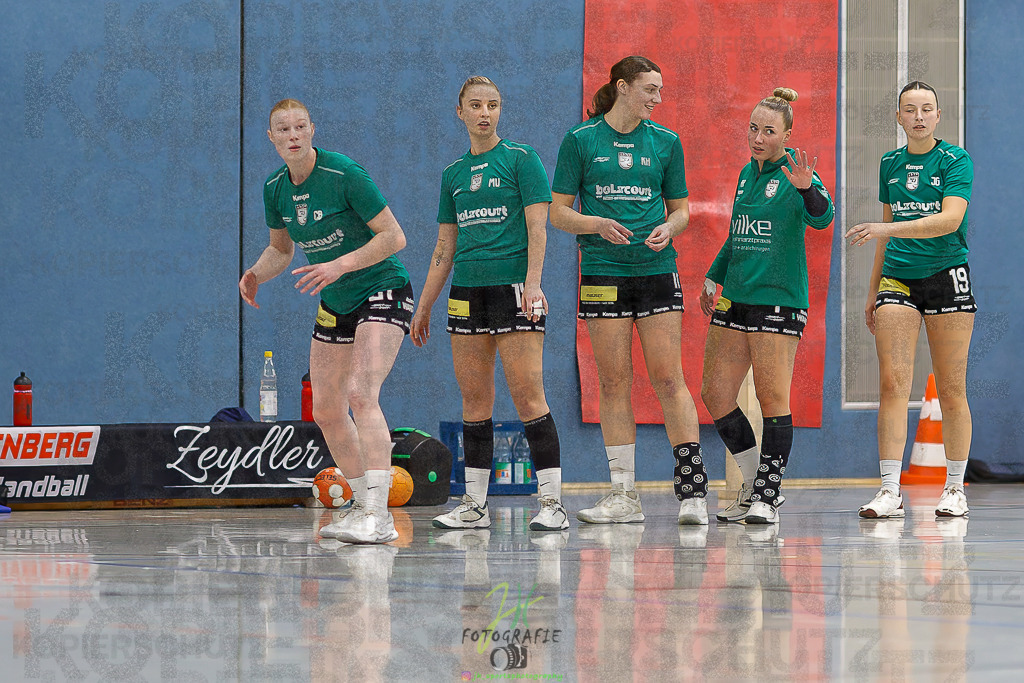 Frauen Regionalliga (HHV); HSG Wettenberg - HSG Twistetal | Frauen Regionalliga (HHV); HSG Wettenberg - HSG Twistetal am 08.11.2025 in Launsbach (Wettenberg) (Halle GS Launsbach (Wettenberg))Photo © 2025 - Jörg Heinrich - Realisiert mit Pictrs.com