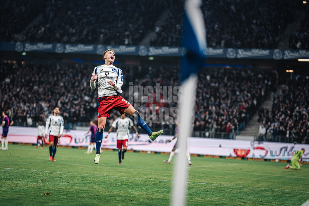 Fußball | Männer | Saison 2024/2025 | 2. Fußball-Bundesliga | 25. Spieltag | Hamburger SV vs. Fortuna Düsseldorf | 08.03.2025 | Torjubel Adam Karabec (#17, HSV)