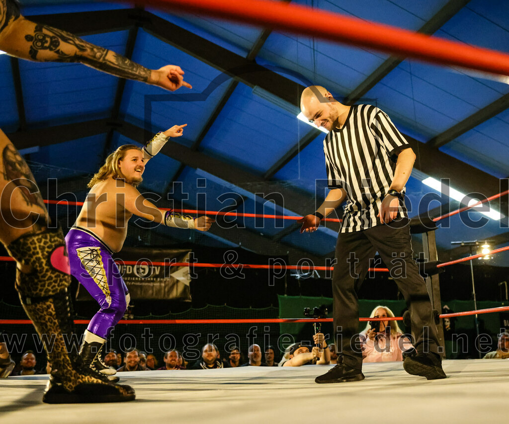 2023-03-11_015_EWS_Wrestling_ERDING | Erding, Deutschland, 11.03.2023:
Wrestling, Saison 2023, EWS Wrestling ERDING

Foto: Christian Riedel / fotografie-riedel.net