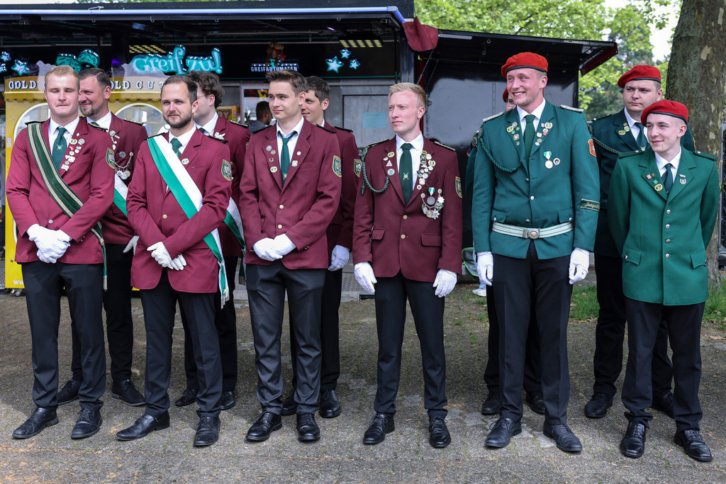 top-top.de 240601-083 | Foto, Video, Fotografie, Videografie, Fotobox, DJ, Discjockey, Musik, Musikbox, Veranstaltung, Photobooth, Amazon, Ebay, Buchtipp, Bestseller, Autor, Verlag, Buch, Wesel, Hamminkeln, NRW, Dinslaken, Rees, Drohne, Hochzeit, Party, Fotobox, Wesel, Fotograf