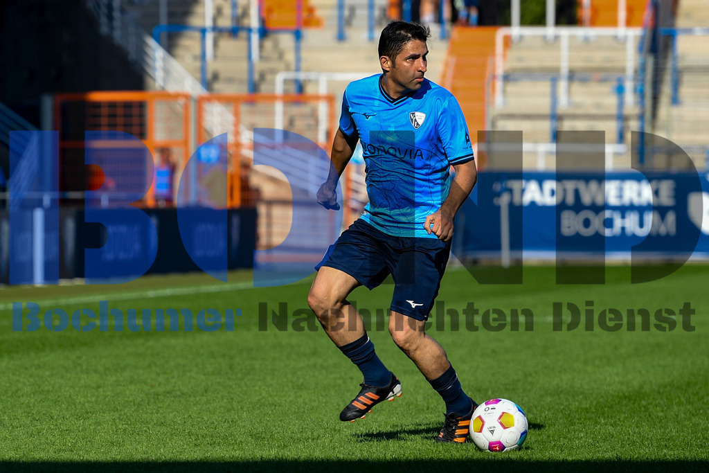  09.09.2023 - 
 | Christian Schnaubelt / Bochumer Nachrichtendienst (BOND) - 175 Jahre VfL Legendenspiell: VfL Bochum 1848 vs. Stadtauswahl  - Realisiert mit Pictrs.com