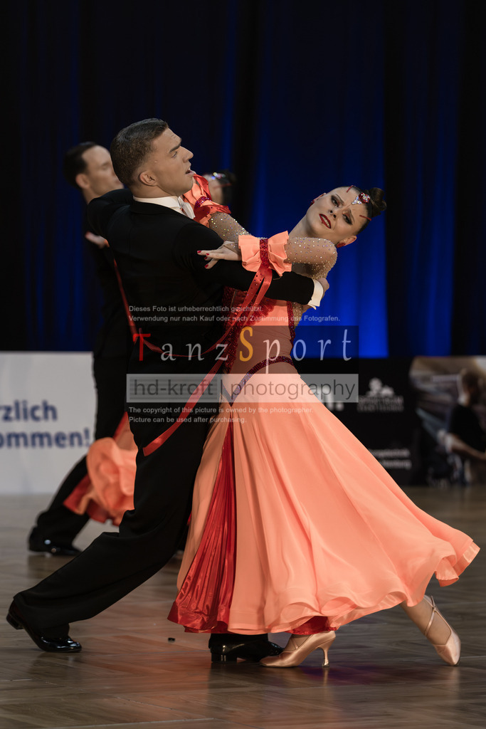 20260124_1BL_Std-Formationen_5095 | Tanzsportbilder, Standardtanz, Lateintanz, WDSF, DTV, LTVB, dancecomp, goc, hessen tanzt, blaues band der spree, walzer, tango, wiener walzer, slowfox, quickstepp, samba, rumba, cha-cha-cha, paso doble. jive, hd-kroft photography, turniertanzsport