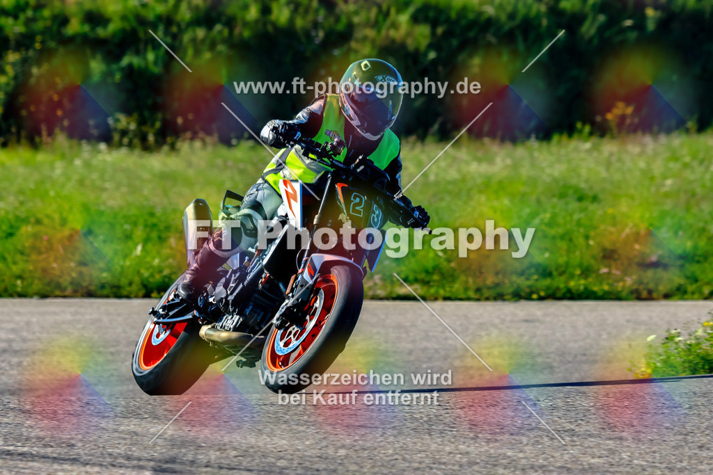 023-1907 | Hier findet Ihr Bilder von Touristenfahrten auf der Nürburgring Nordschleife oder von anderen Veranstaltungen die ich besucht habe. Viel Spass beim Durch Schauen 