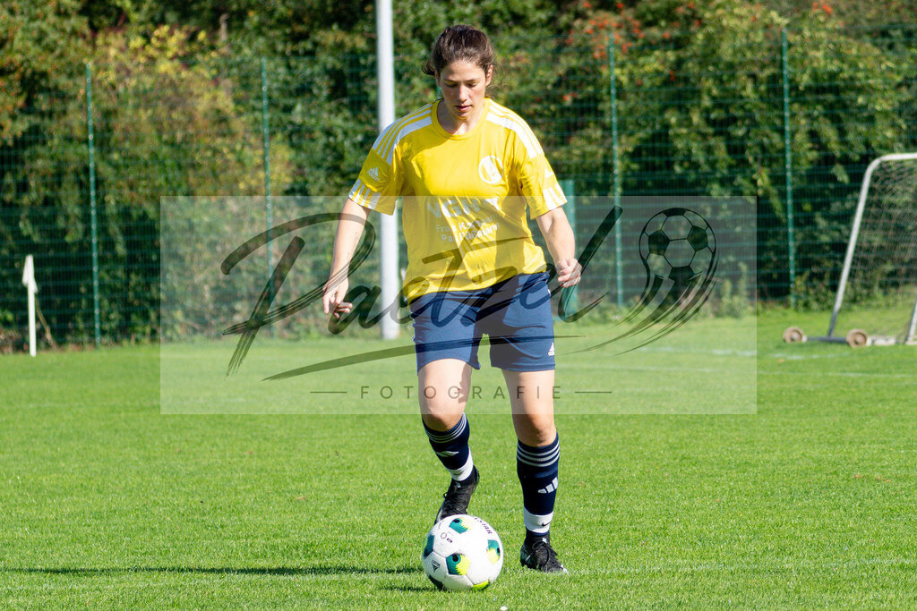 20260906_RULSVK_0652 | Fußball, Frauen:   beim Spiel der Kreisliga zwischen SG Rulle/Haste vs. SV Kettenkamp am 06.09.2026 im Stavermann-Sportpark in Rulle/Wallenhorst, Deutschland.(Foto von Nico Paetzel) - Realisiert mit Pictrs.com