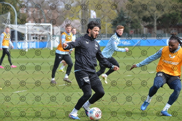 RGE_8853 | Hertha BSC, 2.Bundesliga, Herren, Training, Saison 2025/26, Kevin Sessa ( Hertha BSC ), Dienstag, 31.03. 2026,   Fotograf: Ralf Gebhardt - Realisiert mit Pictrs.com