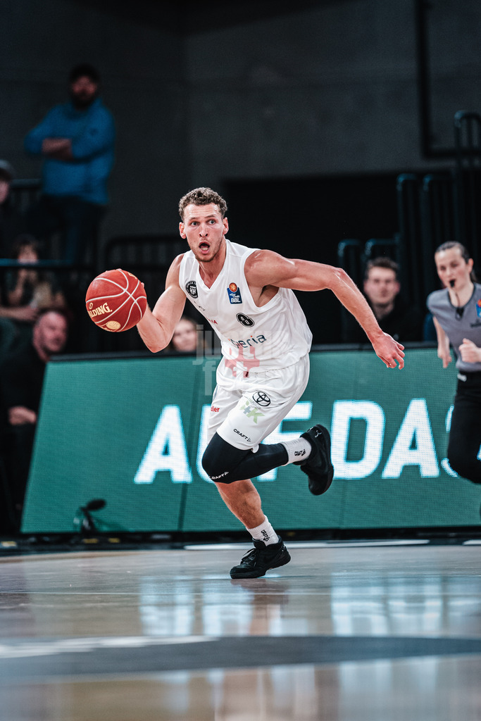 Basketball | Männer | Saison 2023/2024 | easyCredit Basketball Bundesliga | Veolia Towers Hamburg vs. Alba Berlin | 17.04.2024 | Brae Ivey (#8, Veolia Towers Hamburg)