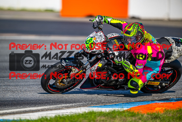 MaZZes_FotoMatrix_220923_2361 | TWIN CUP