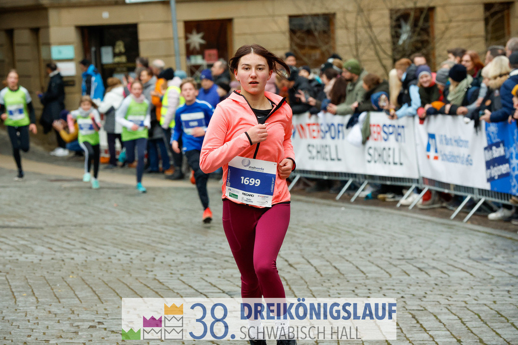 1700m Stadtwerke Jugendlauf | 3 Koenigslauf 2024 1700m Stadtwerke Jugendlauf - Realisiert mit Pictrs.com