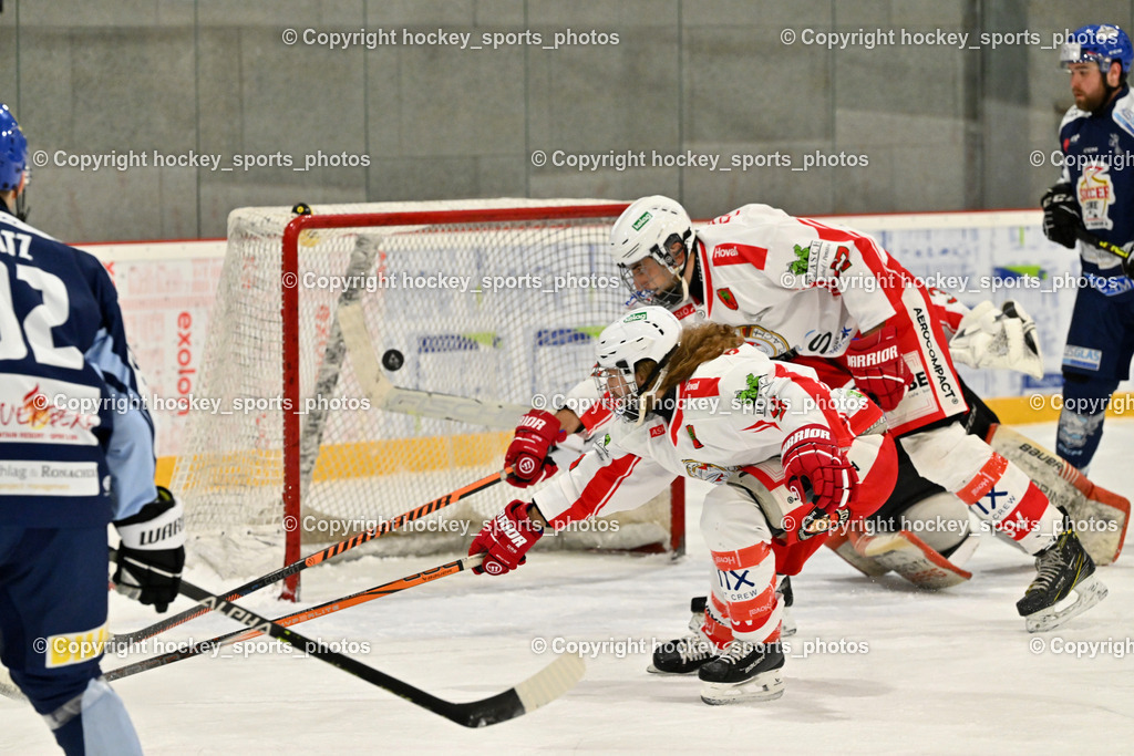 ESV FERLACH vs. ESC SOCCERZONE STEINDORF | #9 Steiner Markus ESV Ferlach, #47 Florian Martin ESV Ferlach, Tor ESC Steindorf, ESV FERLACH vs. ESC SOCCERZONE STEINDORF, ESV FERLACH vs. ESC SOCCERZONE STEINDORF am 22.11.2024 in Ferlach (Eishalle Ferlach ), Austria, (Photo by Bernd Stefan)