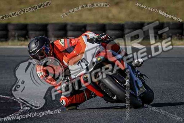 pubi3868 | Professionelle Fotos von Sportveranstaltungen, aber auch Hochzeiten und anderen Events. - Realisiert mit Pictrs.com