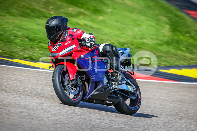 0012-250918SR-048_12 | Deine Full-Service-Agentur für ✔️Videoproduktionen und ✔️Motorsportfotografie Jetzt Angebot anfragen!