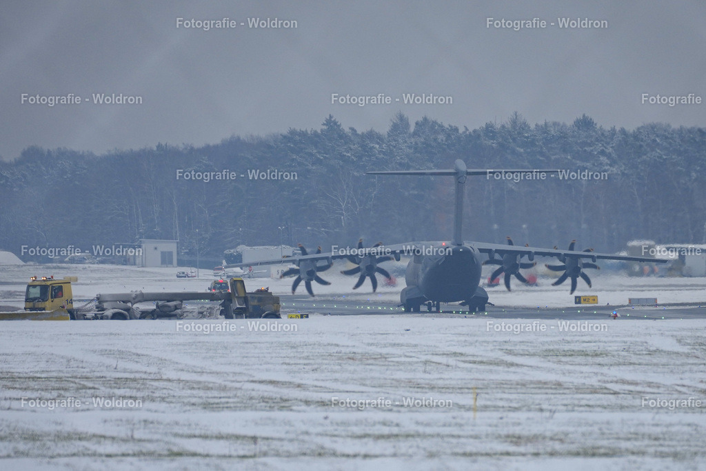 20221218  Deuschland Nuernberg - Airport | Fotografie Woldron