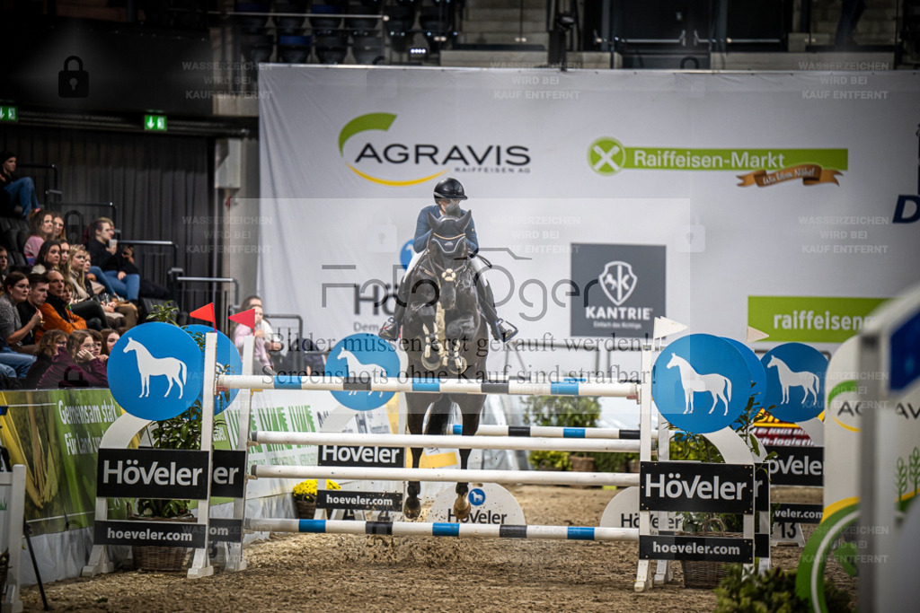 DOS_1058 | Entdecke hochwertige Reitturnierfotos von Foto Oger. Professionell, emotional und authentisch – jetzt Lieblingsmomente im Shop bestellen. - Realisiert mit Pictrs.com