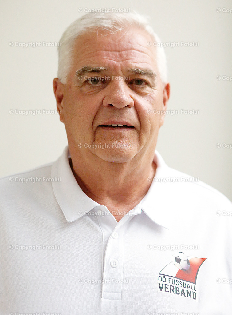 GRUPPENOBMAENNER_01 | bilder, linz, photo, foto, fussball, sport, fotolui, bundesliga