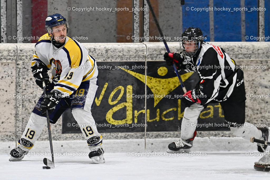 EC Tigers Paternion vs. Tarco Wölfe II | #19 Kampitsch Lukas EC Tigers Paternion, #46 Pirker Garcia Pablo Tarco Wölfe II, EC Tigers Paternion vs. Tarco Wölfe II, EC Tigers Paternion vs. Tarco Wölfe II am 19.12.2024 in Spittal an der Drau (Eissportzentrum Spittal), Austria, (Photo by Bernd Stefan)