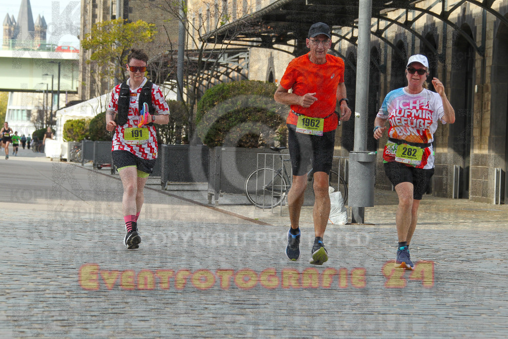 250920_1537_EV4_9310 | Sportfotografie im Rhein-Sieg Kreis, Köln, Bonn, NRW, Rheinland Pfalz, Hessen, etc. Unser Tätigkeitsfeld umfasst den Laufsport vom Volkslauf über den Marathon, Duathlon, Triathon bis zum Ultralauf wie Kölnpfad Ultra oder Schindertrail.