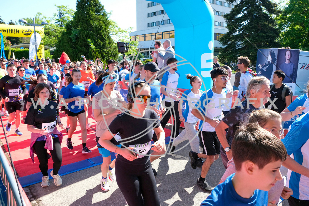 ..... | LINZ,AUSTRIA,27.April 24, Int. 3 Brückenlauf Linz  , Image shows: Photo: WAPICS / Michael ring