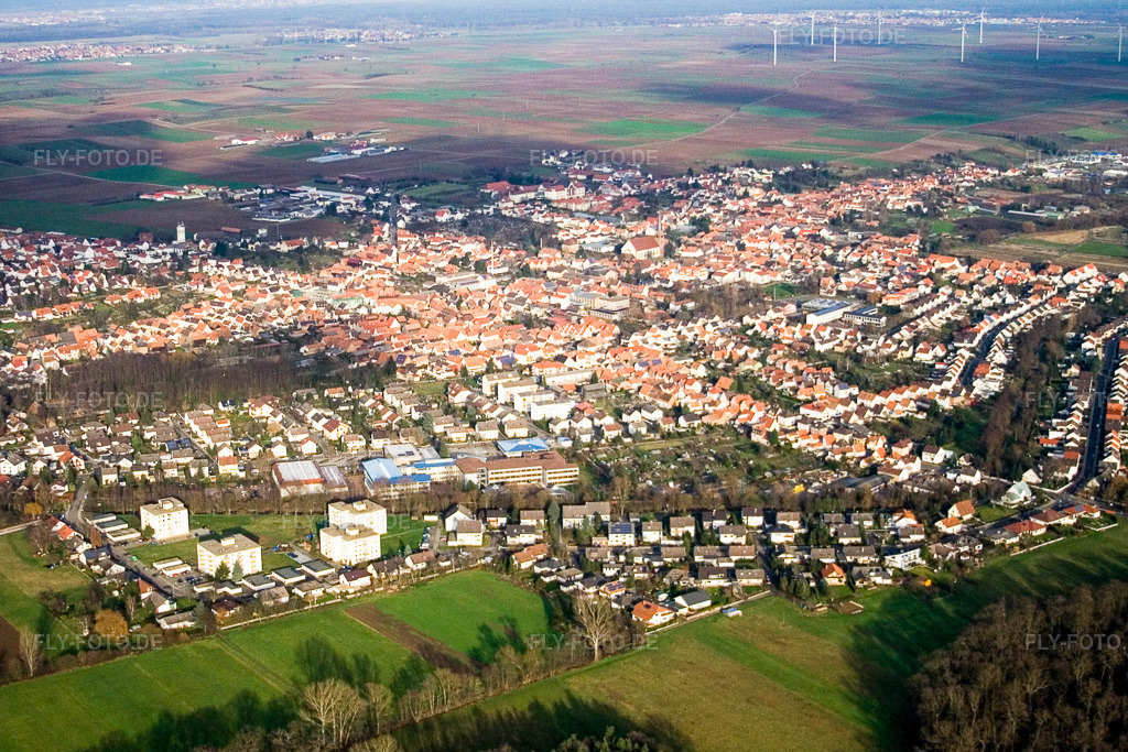 Luftbild: Herxheim von Südwesten in Herxheim bei Landau im Bundesland Rheinland-Pfalz in Deutschland. Foto: IMG_5028.jpg vom 17.12.2006 durch Werner Riehm/FLY-FOTO.de