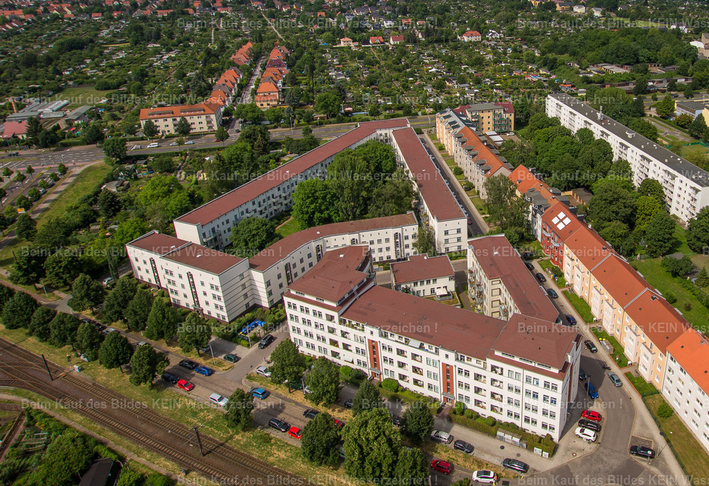 26_Magdeburg Moderne Lehmann_0017 | Die Magdeburger Platte® - das sind die schönsten Luftbilder von Magdeburg & Sachsen-Anhalt auf Acryl, Leinwand oder zum Download. Das ist Luftbildfotografie & Luftbildaufnahmen mit Drohne & Flugzeug.  - Realisiert mit Pictrs.com