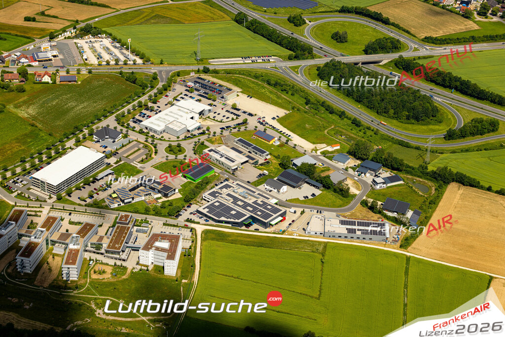 Das Luftbild zeigt : Gewerbegebiet Ursensollen - Die Luftaufnahme wurde 2024 vom UL-Flugzeug aus erstellt ( keine Drohne ) - Hochauflösende Luftaufnahme - Für grossformatige Ausdrucke geeignet. Die Geschenkidee !Mit Lizenz und Bildrechte bestellbar