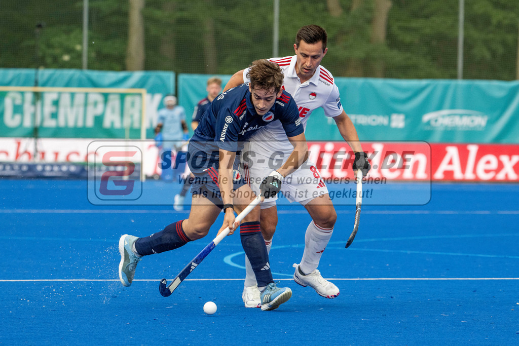 Final4_20250531-1853-Z09_3632 | Krefeld, Deutschland, 31.05.2025:  Feldhockey Final4 2025 – „Deutsche Feldhockey-Meisterschaften 2025“ im Gerd-Wellen-Hockeyanlage am 31.05.2025 in Krefeld, Deutschland. (Foto von Kramhöller/Fehrmann/Kaste)Krefeld, Germany, 31.05.2025: Feldhockey Final4 2025 – „Deutsche Feldhockey-Meisterschaften 2025“ in Gerd-Wellen-Hockeyanlage at 31.05.2025 in Krefeld, Deutschland. (Foto from Kramhöller/Fehrmann/Kaste)