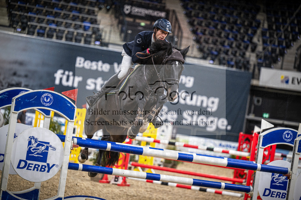DOS_1398 | Entdecke hochwertige Reitturnierfotos von Foto Oger. Professionell, emotional und authentisch – jetzt Lieblingsmomente im Shop bestellen.Deutschlandweite Turnierfotografie. - Realisiert mit Pictrs.com