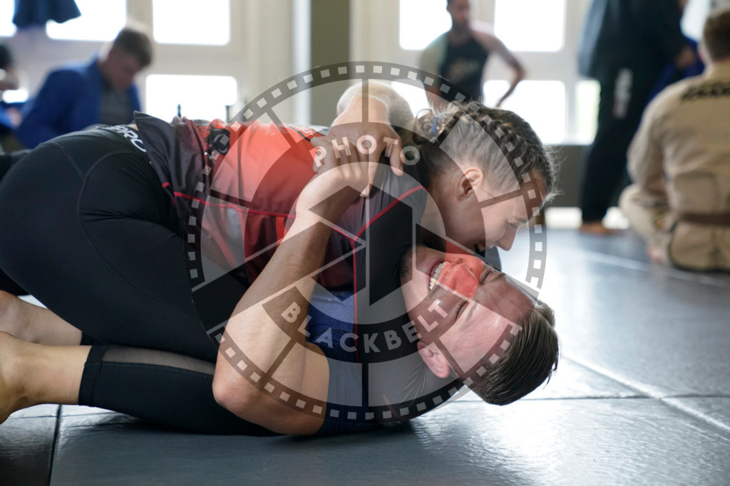 20240413PBB6809 | Fighters compete during the Grapplethon 24hours of rolling for a reason in Hamburg, Germany, on April 13, 2024.