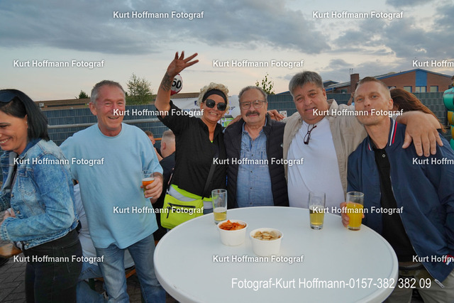 12Geburtstag Thomas Meyer |  Fotograf Kurt Hoffmann - Realisiert mit Pictrs.com
