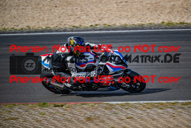 MaZZes_FotoMatrix_230719_8265 | ROT