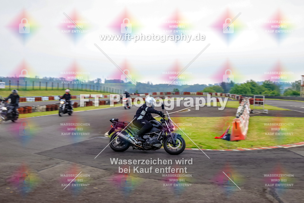 OBK-5256 | Hier findet Ihr Bilder von Touristenfahrten auf der Nürburgring Nordschleife oder von anderen Veranstaltungen die ich besucht habe. Viel Spass beim Durch Schauen 