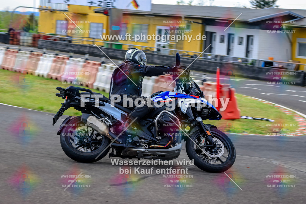 _OTO2931 | Hier findet Ihr Bilder von Touristenfahrten auf der Nürburgring Nordschleife oder von anderen Veranstaltungen die ich besucht habe. Viel Spass beim Durch Schauen 