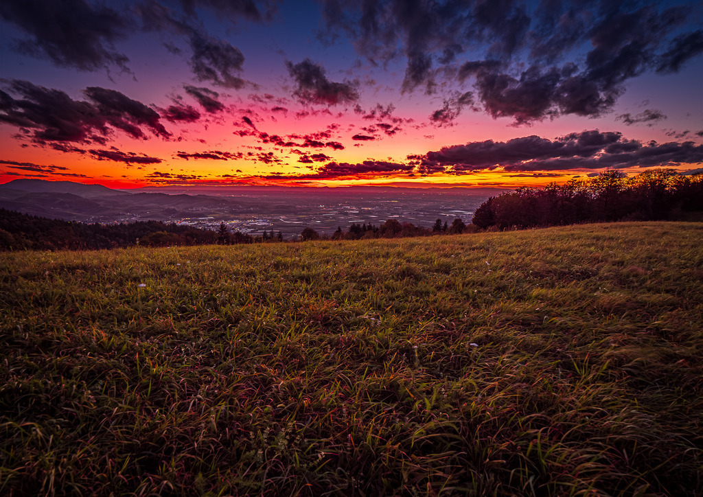 MPI_Sunset_0029 | Sonnenuntergang auf der Schwend bei Waldulm - Realisiert mit Pictrs.com