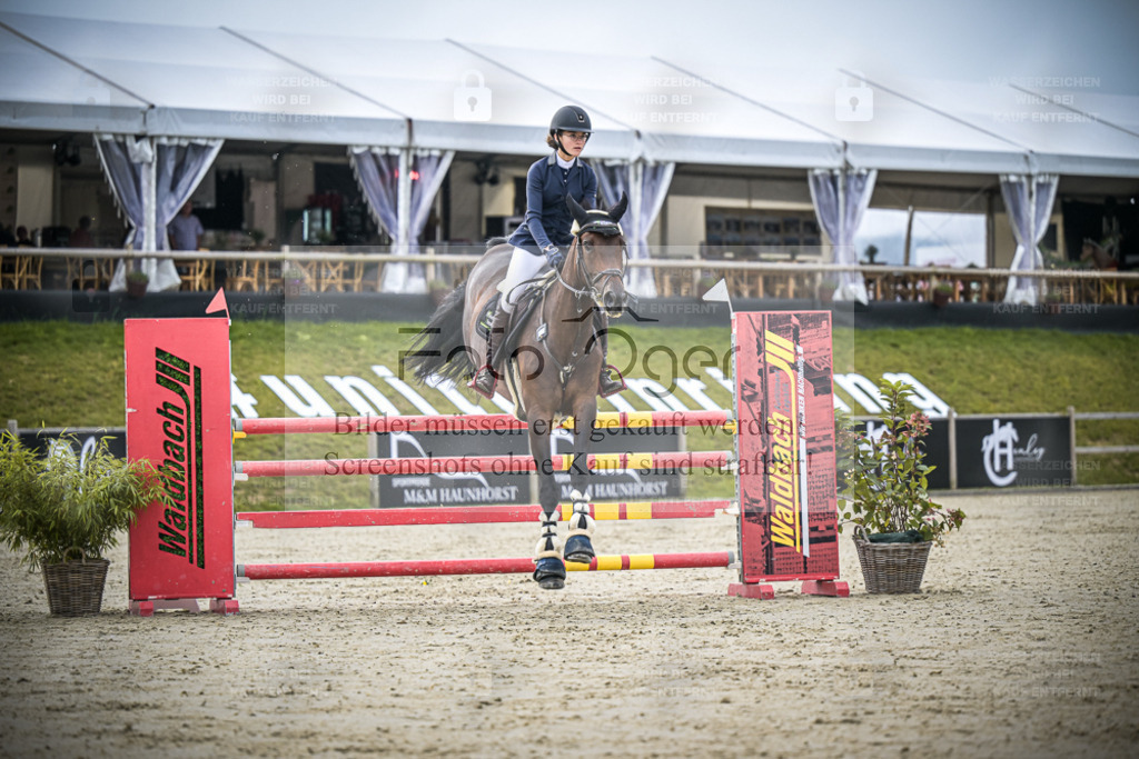 DOS_0484 | Entdecke hochwertige Reitturnierfotos von Foto Oger. Professionell, emotional und authentisch – jetzt Lieblingsmomente im Shop bestellen. - Realisiert mit Pictrs.com