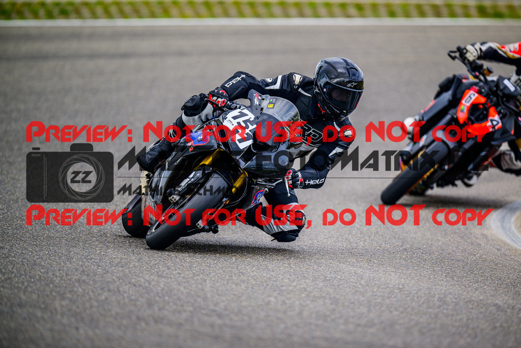 MaZZes_FotoMatrix_240910_6007705_6030 | ROT