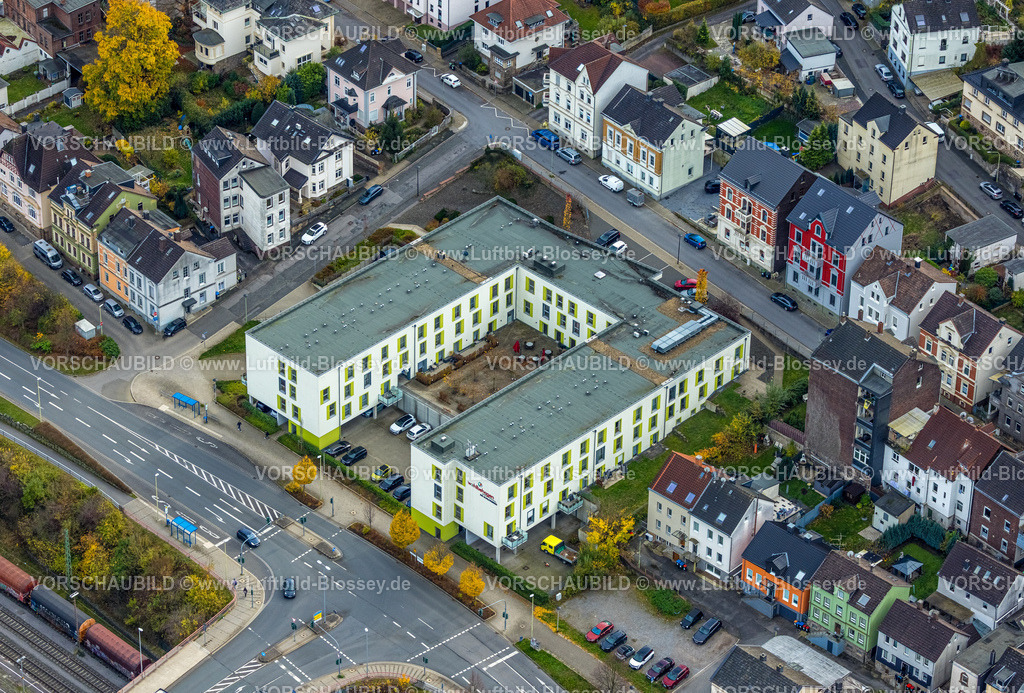 Hagen251101800 | Luftbild, Seniorenzentrum wohlbehagen am Schlossberg mit Innenhof, Hohenlimburg, Hagen, Ruhrgebiet, Nordrhein-Westfalen, Deutschland