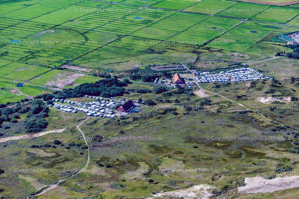 Norderney_Campingplatz_Eiland_Klaus_Harms_ELS_6316050923 | NORDERNEY 05.09.2023 Campingplatz mit Wohnwagen und Zelten im Küstenbereich " Eiland Klaus Harms " in Norderney im Bundesland Niedersachsen, Deutschland. // Campsite with caravans and tents in the coastal area " Eiland Klaus Harms " in Norderney in the state Lower Saxony, Germany. Foto: Martin Elsen