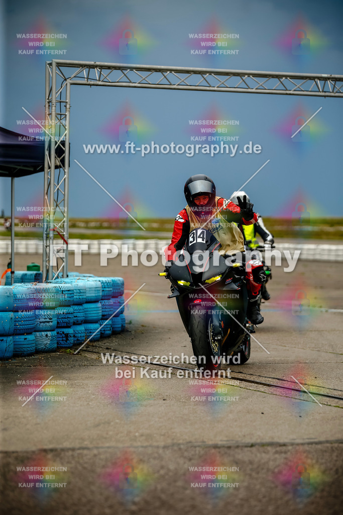 Chambley Juli-1313 | Hier findet Ihr Bilder von Touristenfahrten auf der Nürburgring Nordschleife oder von anderen Veranstaltungen die ich besucht habe. Viel Spass beim Durch Schauen 