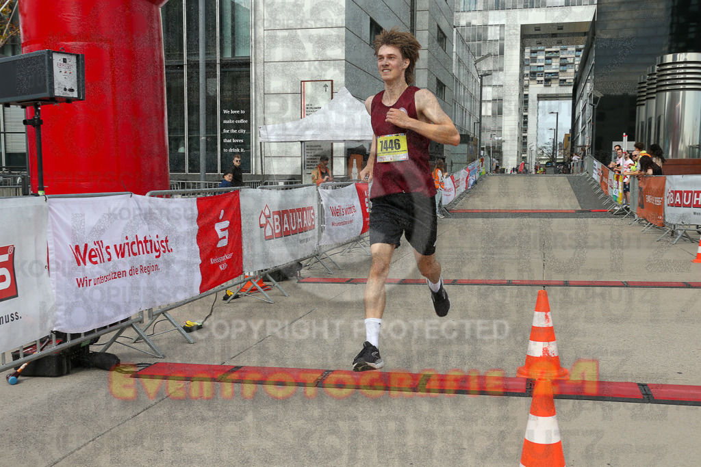 250920_1319_EX1_4045 | Sportfotografie im Rhein-Sieg Kreis, Köln, Bonn, NRW, Rheinland Pfalz, Hessen, etc. Unser Tätigkeitsfeld umfasst den Laufsport vom Volkslauf über den Marathon, Duathlon, Triathon bis zum Ultralauf wie Kölnpfad Ultra oder Schindertrail.