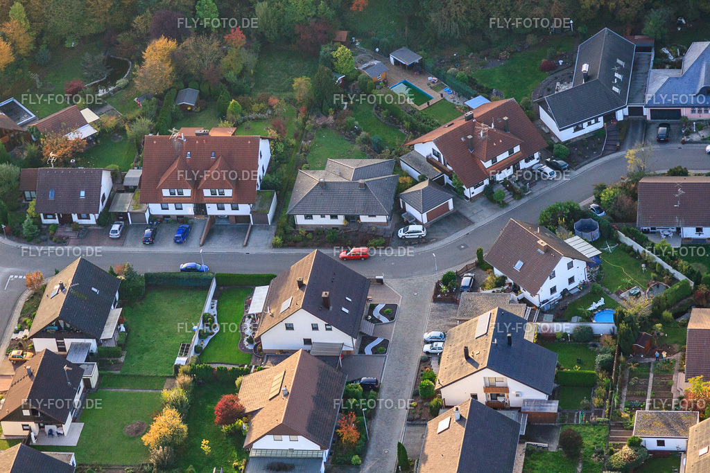 Südring x Pfarrer-Löser-Straße | Luftbild: Südring x Pfarrer-Löser-Straße in Rülzheim im Bundesland Rheinland-Pfalz in Deutschland. Foto: IMG_60285.jpg vom 22.10.2013 durch Werner Riehm/FLY-FOTO.de - Realisiert mit Pictrs.com