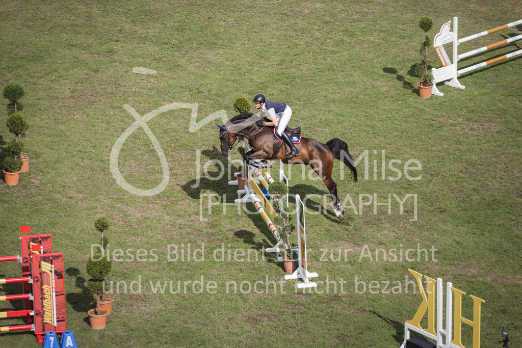 230715_LC_M2-SprmstAnf-700 | Deine schönsten Turniermomente als professionelle Fotos! Entdecke hochwertige Pferdesport-Fotografie im Online-Shop. Jetzt Fotos finden & bestellen!