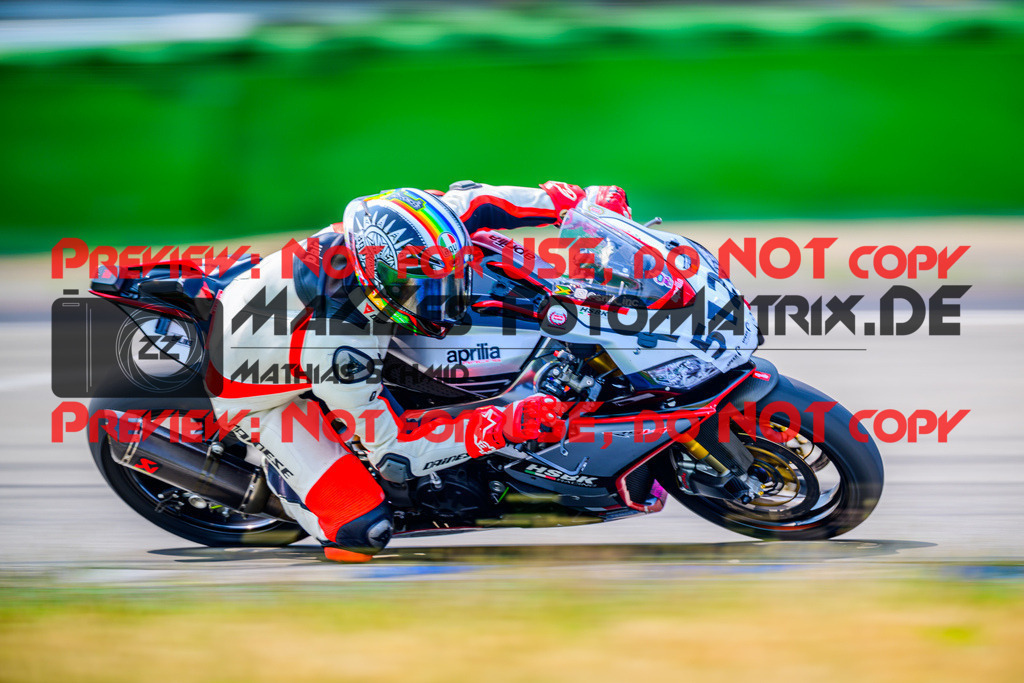 MaZZes_Fotomatrix_20250609_6007705_6990 | WEISS