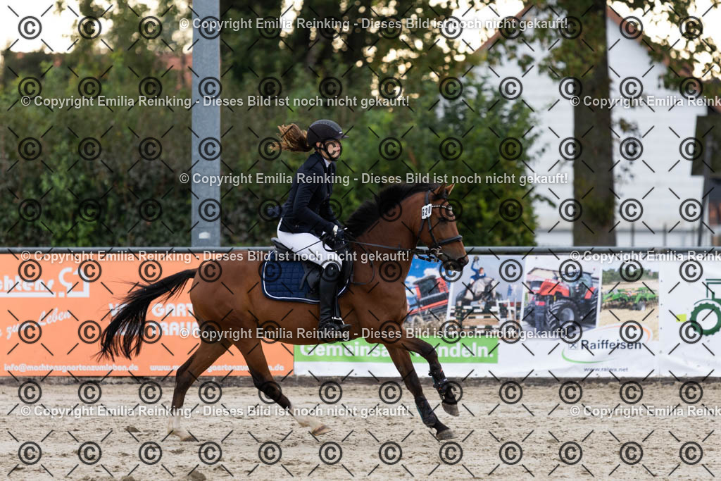 CL5A3123 | Emilia Reinking Fotografie - Realisiert mit Pictrs.com